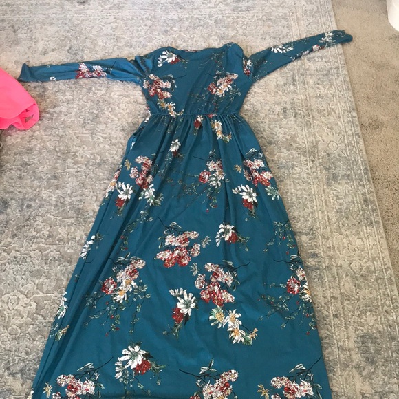 Dress - Picture 2 of 2
